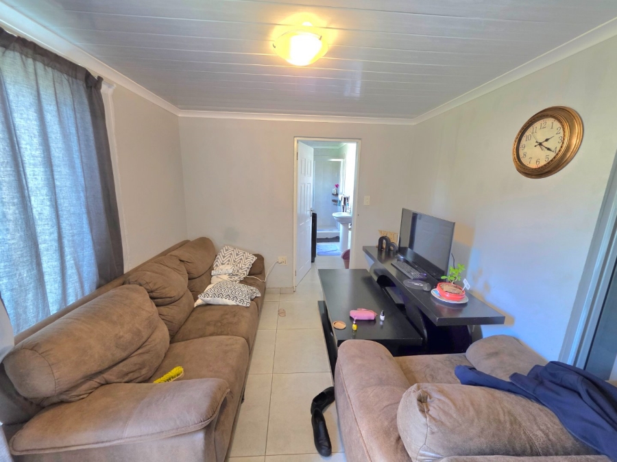  Bedroom Property for Sale in Reitz Free State